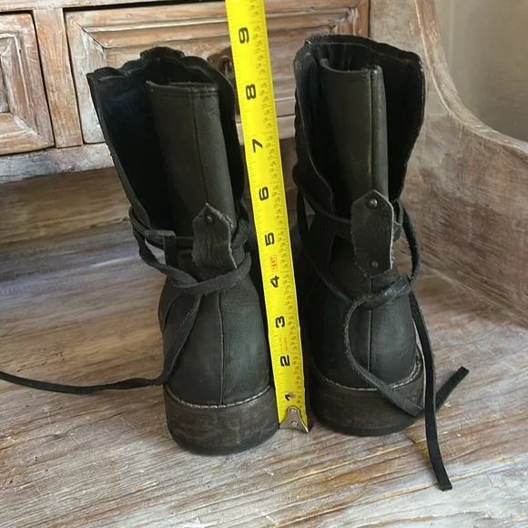 🖤 Free People Cambridge Black Leather Wrap Up Boots Size 38 - Picture 6 of 9